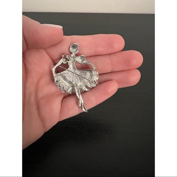 Pin - Picture 4 of 4